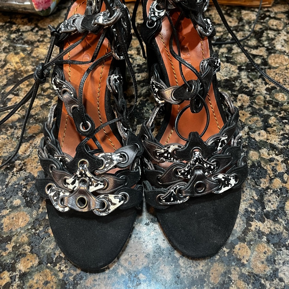 Coach lace up heel sandal with coach link. 
Never worn! Gorgeous pair of shoes - Picture 2 of 4